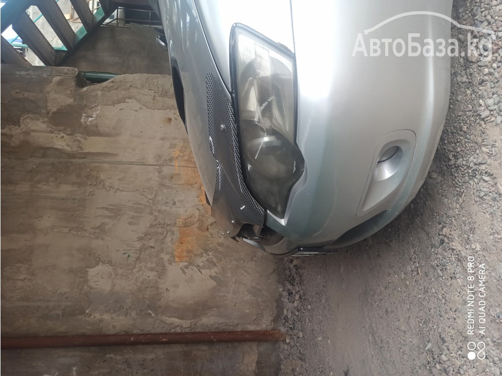 Subaru Legacy 2004 года за 4 500$