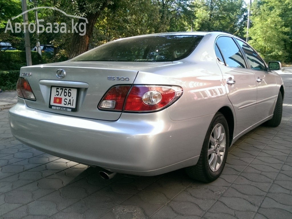 Lexus ES 2002 года за ~750 000 сом