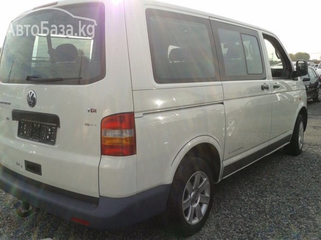 Volkswagen Transporter 2005 года за 15 000$