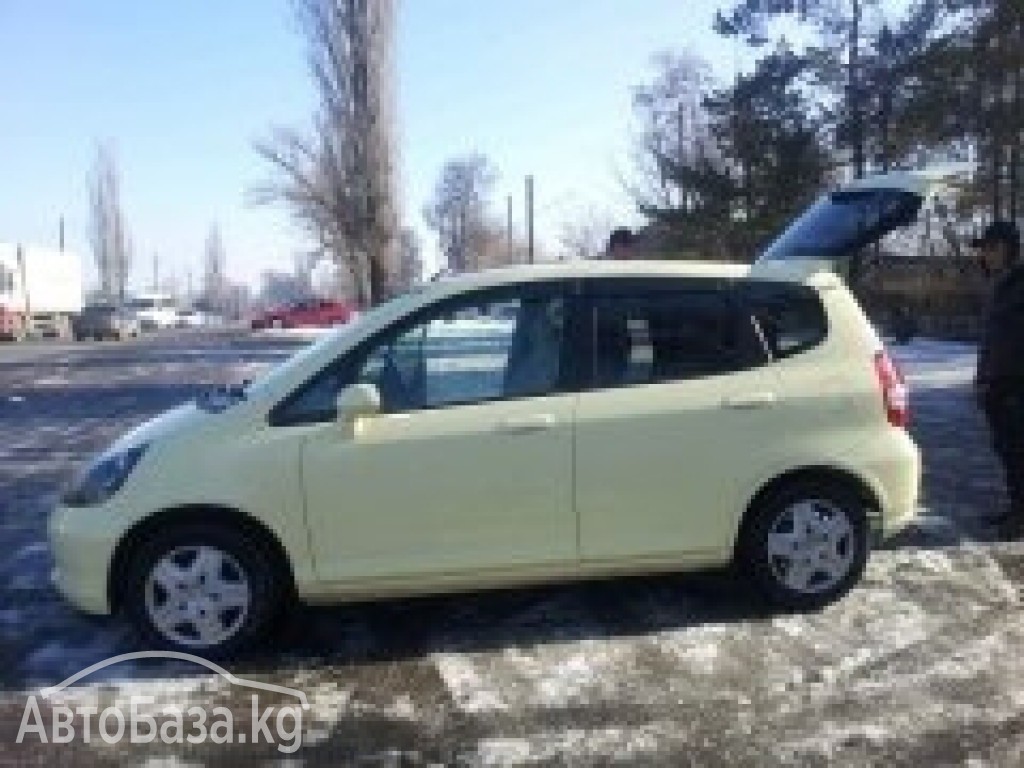 Honda Fit 2003 года за ~370 700 сом