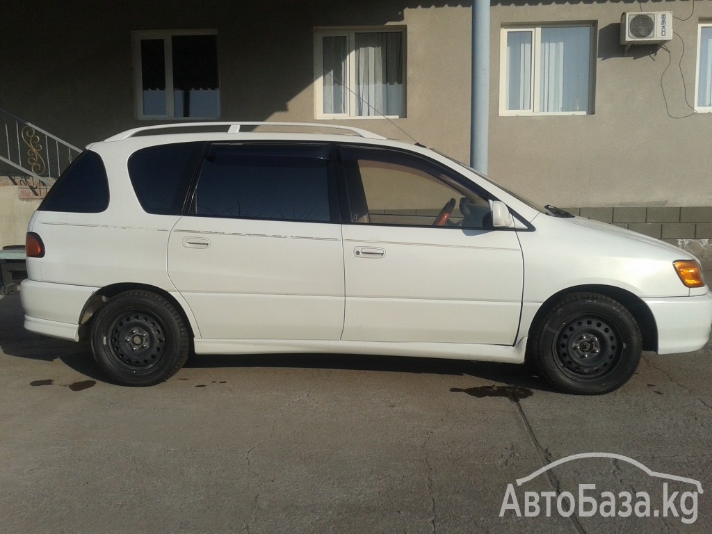 Toyota Ipsum 2000 года за ~301 800 сом