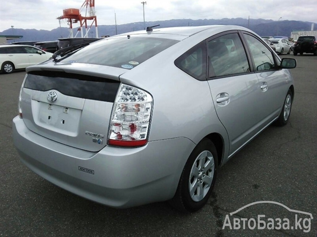 Toyota Prius 2008 года за ~734 600 сом