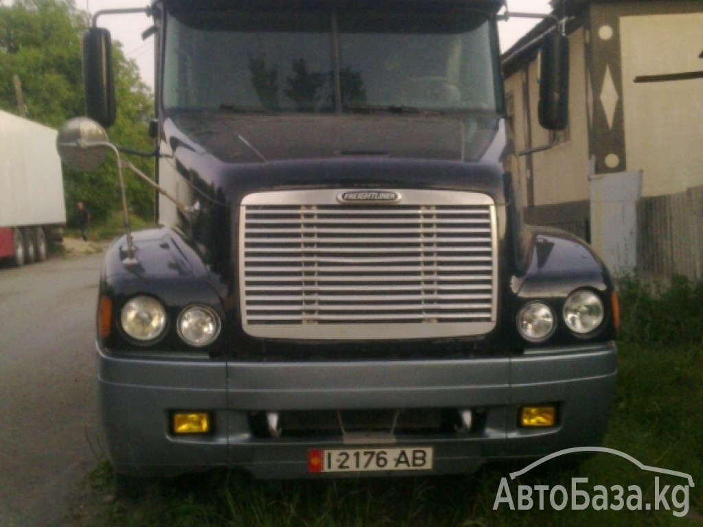 Фура Freightliner st-120