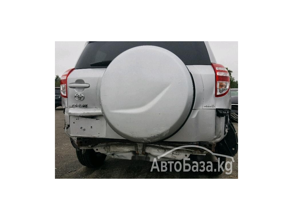 Toyota RAV4 2012 года за ~730 500 сом