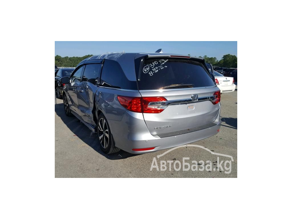 Honda Odyssey 2017 года за ~2 181 100 сом