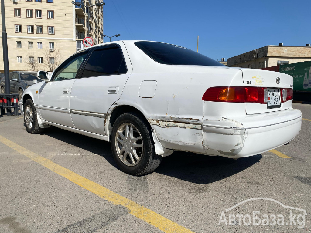 Toyota Camry 2000 года за ~1 947 400 тг