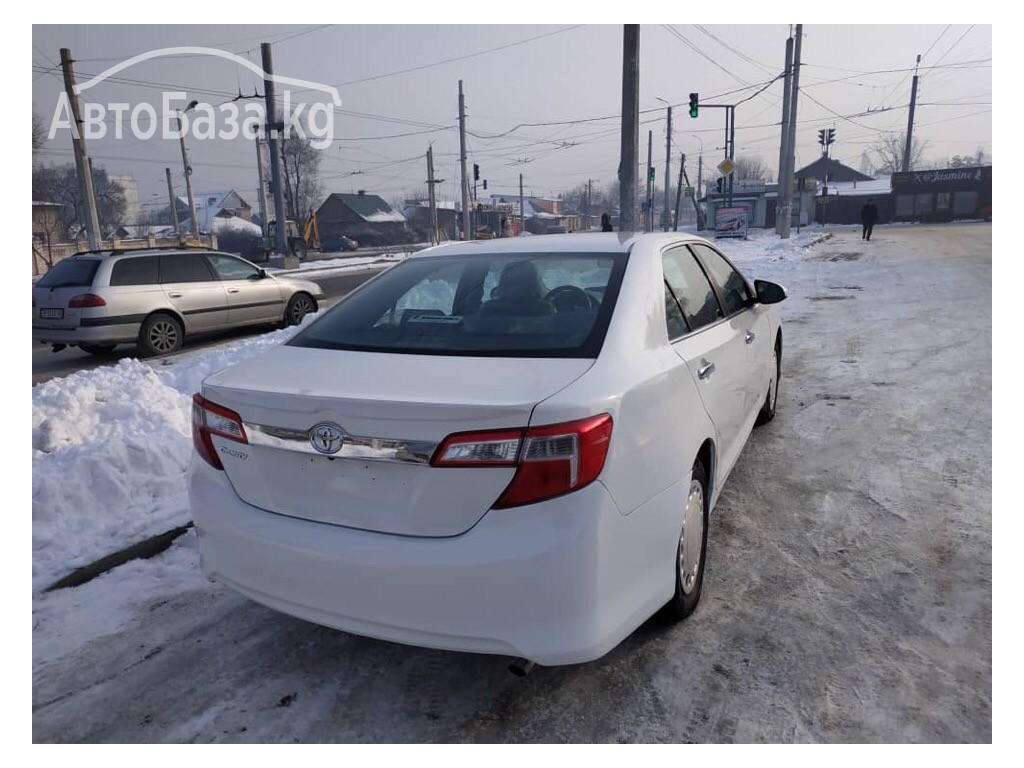 Toyota Camry 2014 года за ~939 700 сом