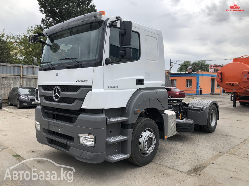 Тягач Mercedes-Benz Axor