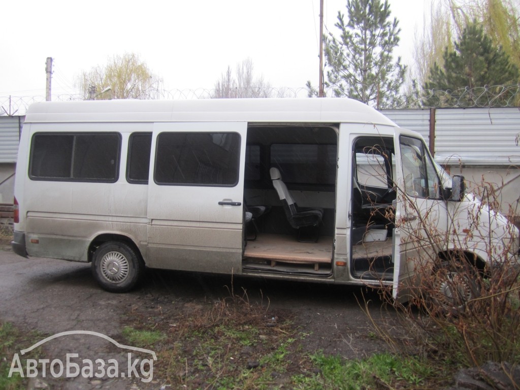 Mercedes-Benz спринтер макси