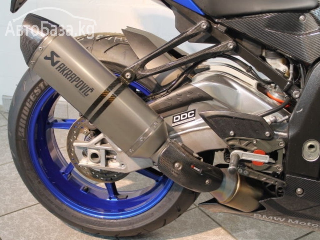 Мотоцикл BMW S1000RR HP4