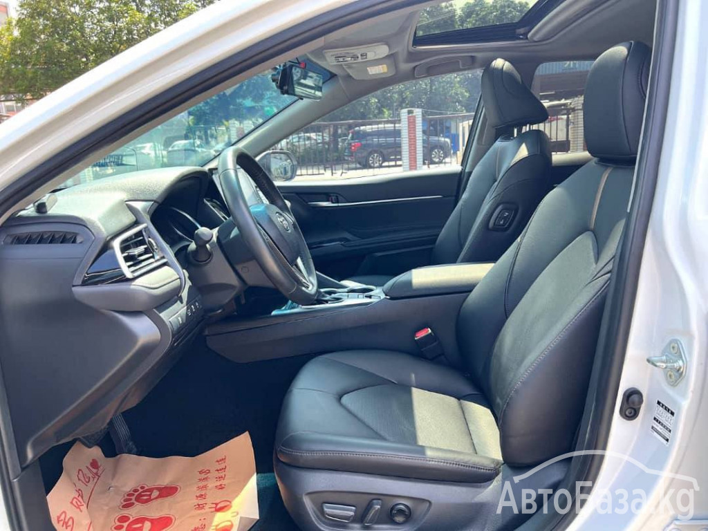 Toyota Camry 2017 года за ~1 728 100 сом