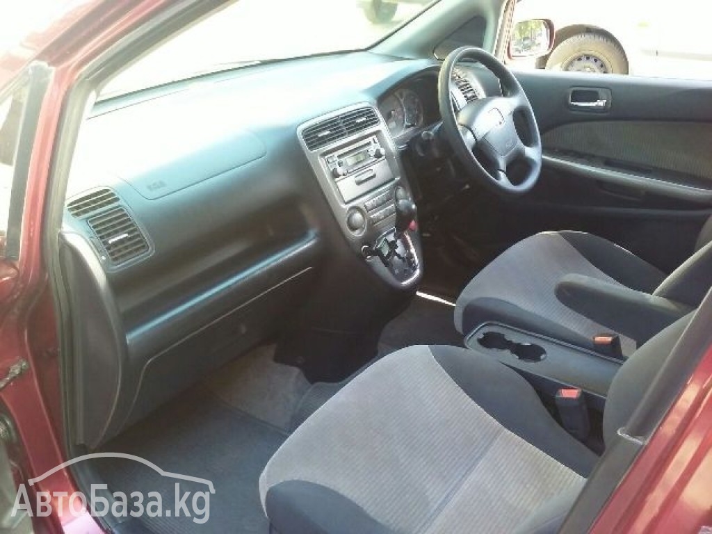 Honda Stream 2003 года за 204 000 сом