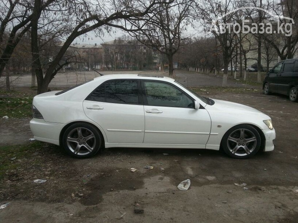 Toyota Altezza 2003 года за ~560 400 сом