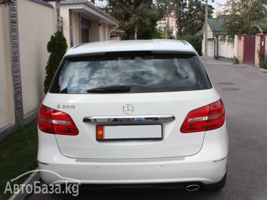 Mercedes-Benz B-Класс 2012 года за ~1 947 000 сом