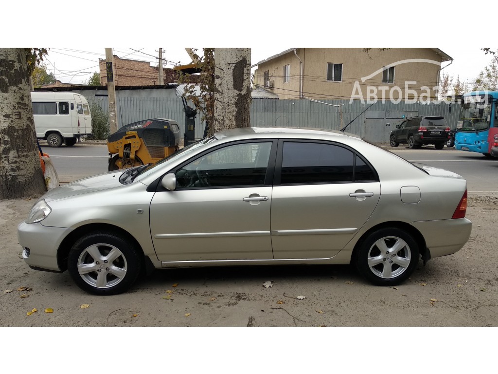 Toyota Corolla 2004 года за ~474 200 сом