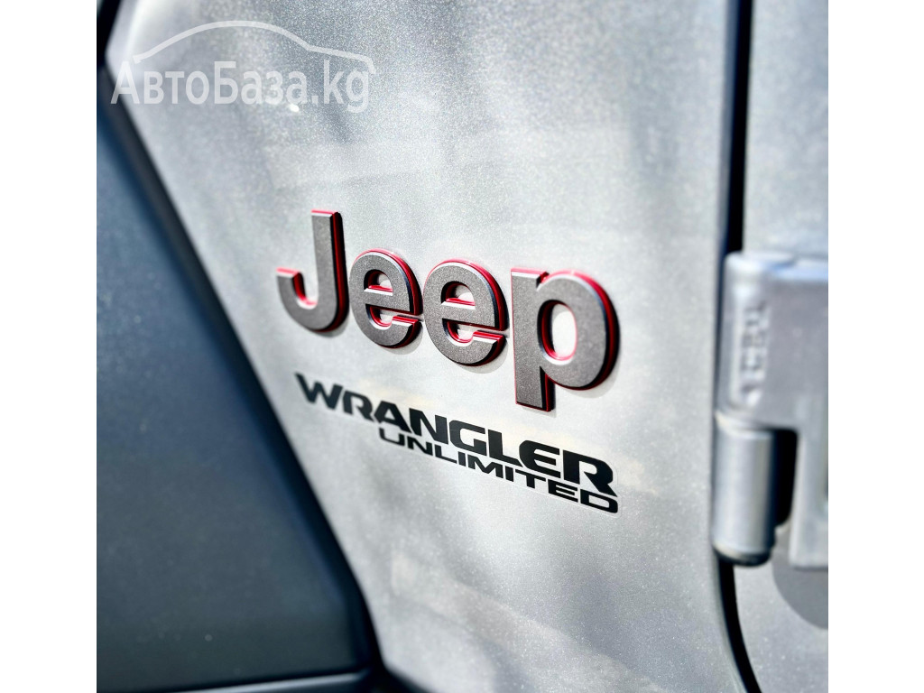 Jeep Wrangler 2017 года за ~4 513 300 сом