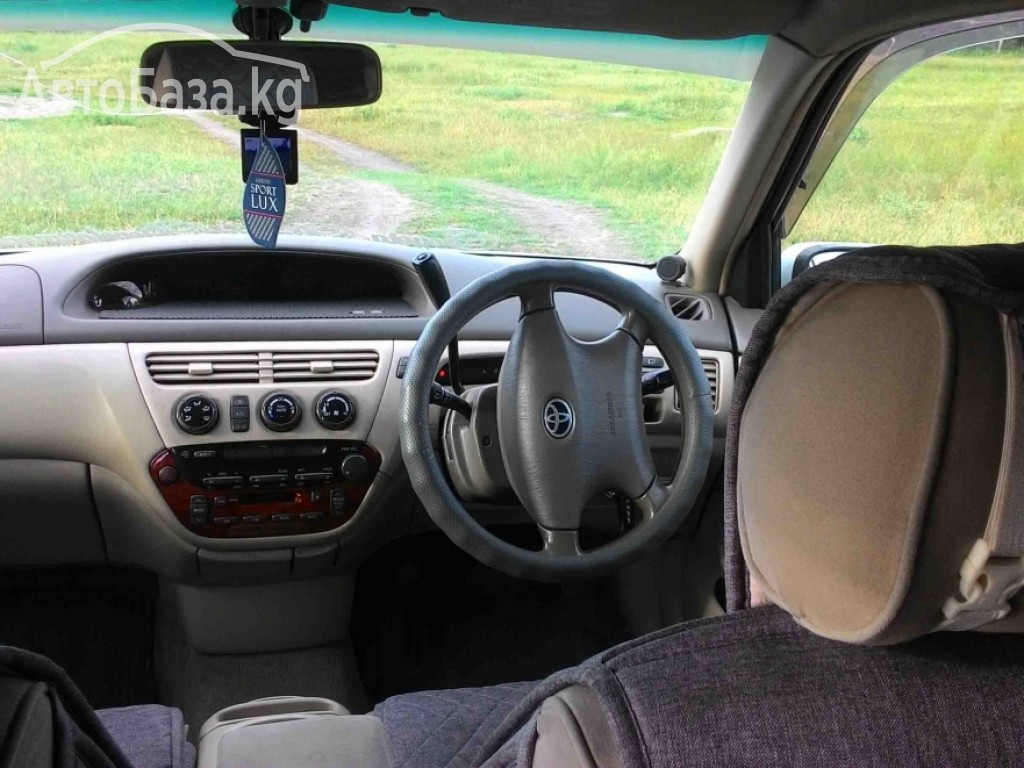 Toyota Vista 2002 года за 4 800$