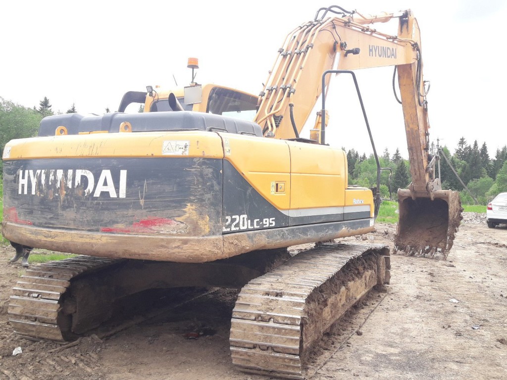 Экскаватор Hyundai R 220LC-9S