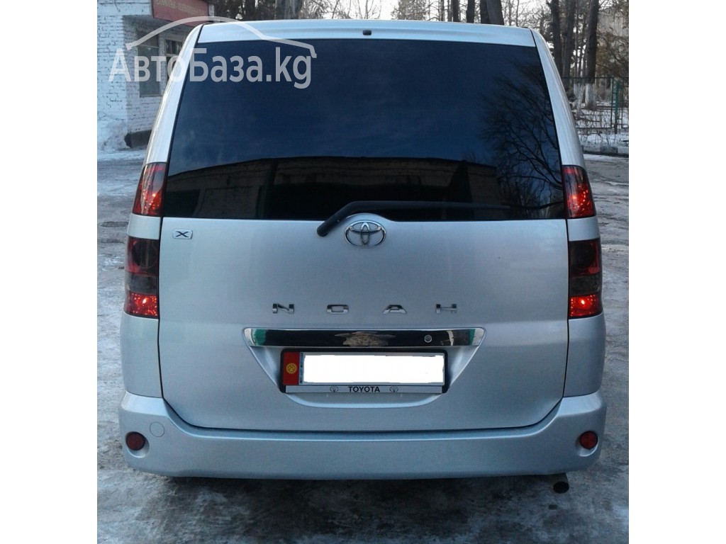 Toyota Noah 2003 года за ~448 300 сом