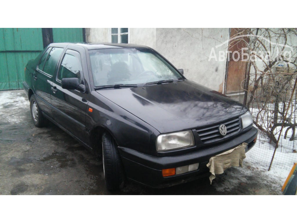 Volkswagen Vento 1994 года за 120 000 сом