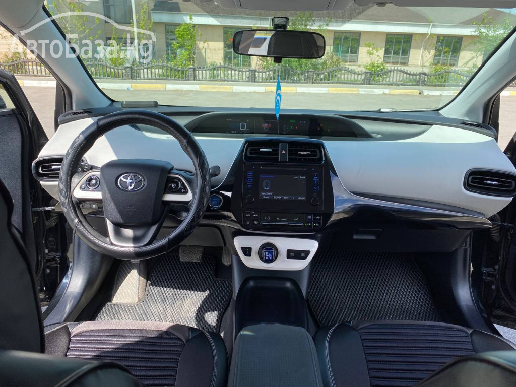 Toyota Prius 2016 года за ~1 371 700 сом