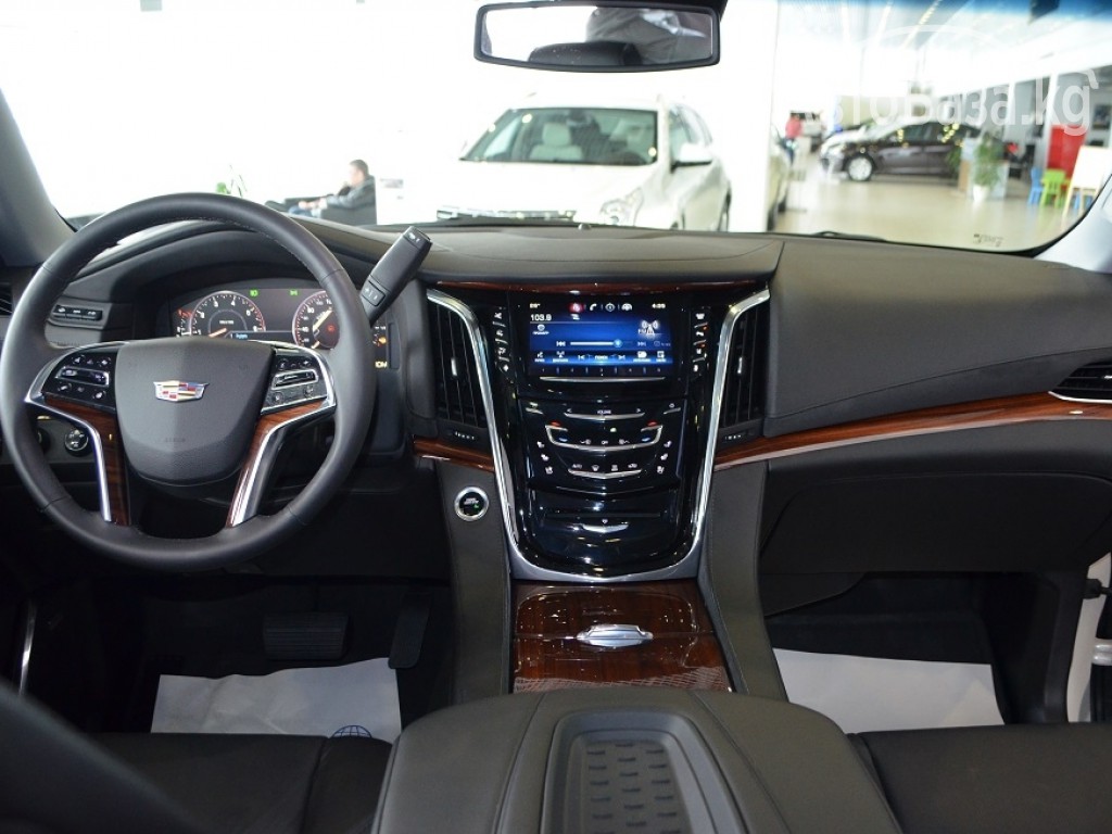 Cadillac Escalade 2015 года за ~6 088 500 сом