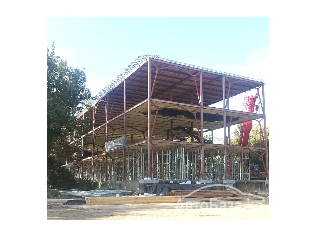 Строительная компания, строители из сэндвич панелей, металла.