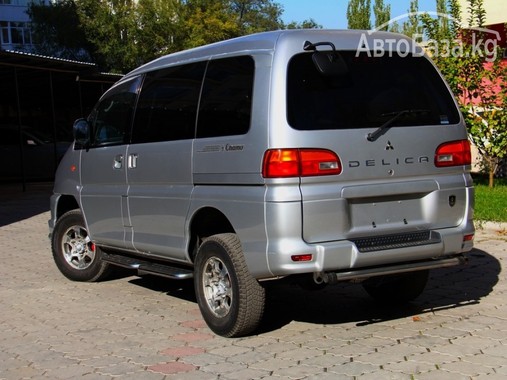 Mitsubishi Delica 2003 года за ~819 000 сом