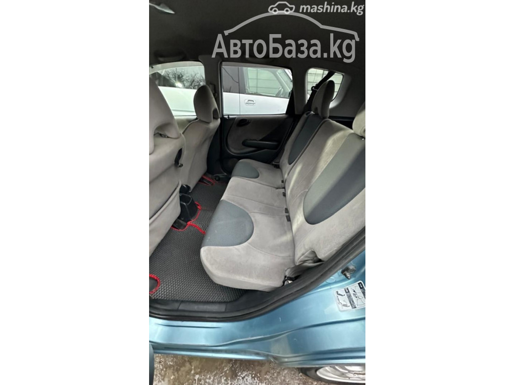 Honda Fit 2005 года за 520 000 сом