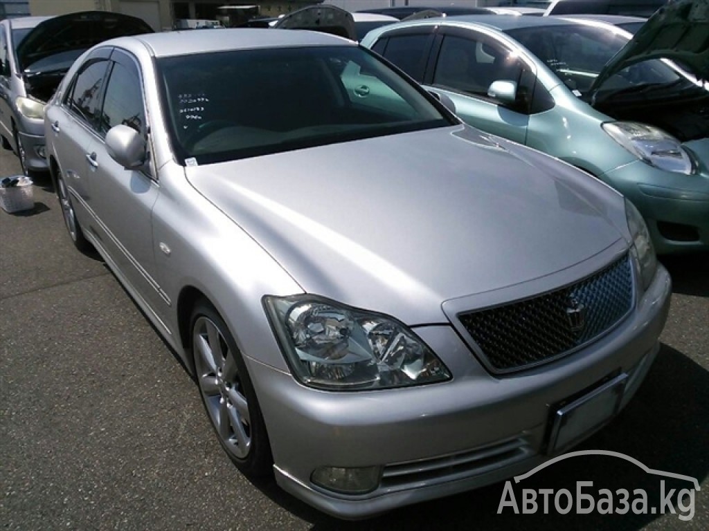 Toyota Crown 2004 года за ~689 700 сом