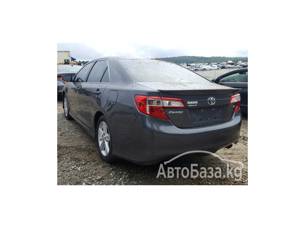 Toyota Camry 2012 года за ~647 100 сом