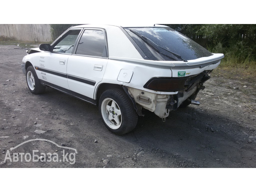 Mazda 323 1989 года за 35 000 сом