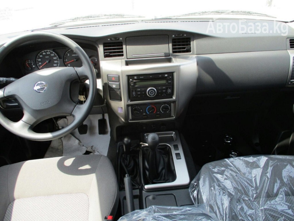 Nissan Patrol 2015 года за 3 236 000 сом