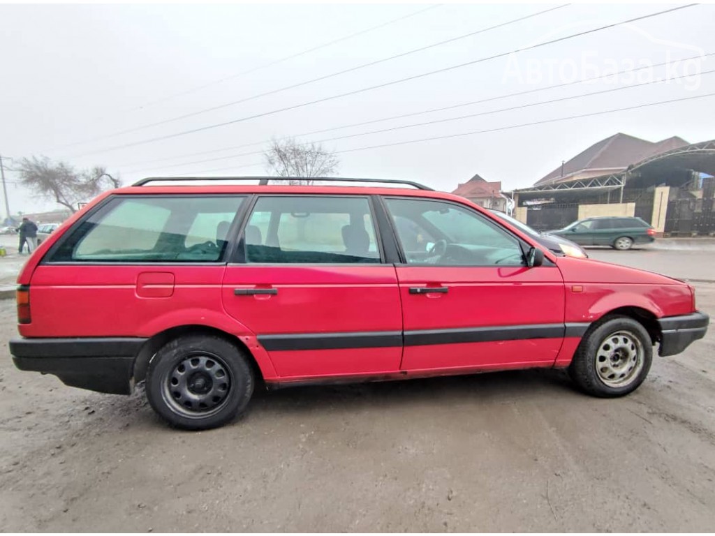 Volkswagen Passat 1993 года за 130 000 сом