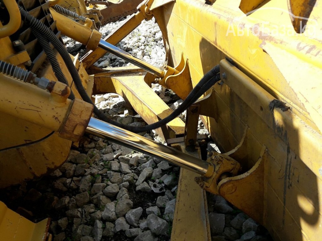 Бульдозер Caterpillar D 6NXL