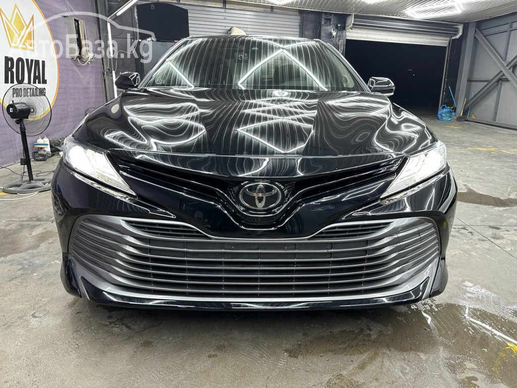 Toyota Camry 2017 года за ~2 500 000 сом