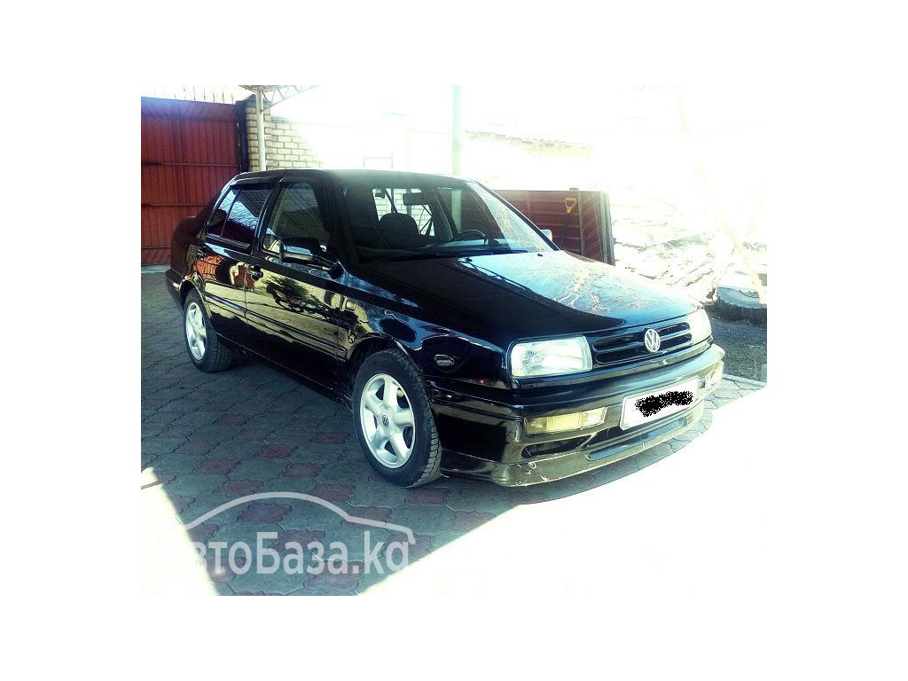 Volkswagen Vento 1994 года за ~224 200 сом