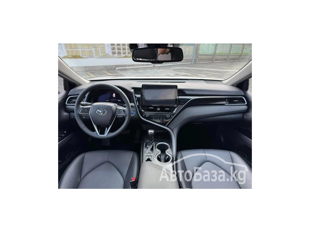 Toyota Camry 2017 года за 2 480 000 сом