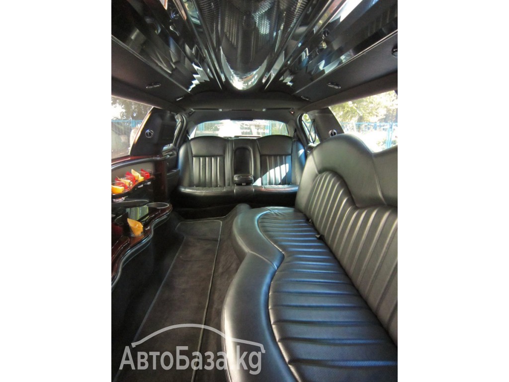 Lincoln Town Car 2008 года за ~1 994 700 сом