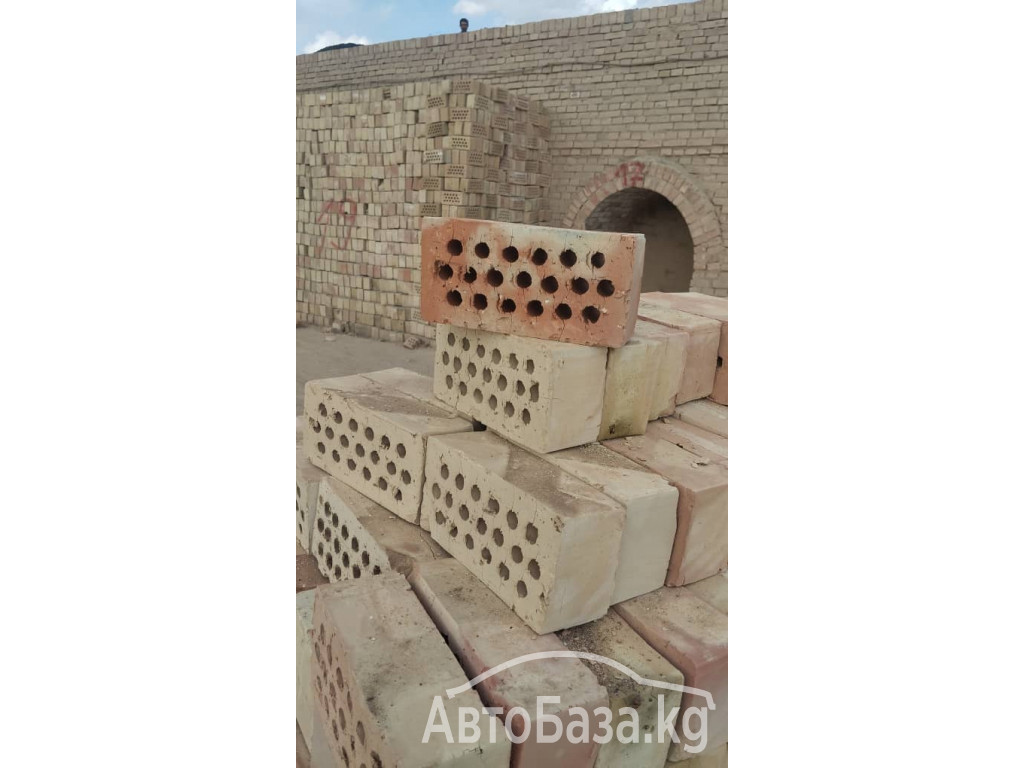 Кирпич, жжёный кирпич. Пустотелый, дырчатый, глиняный, керамический.