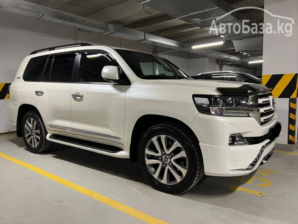 Toyota Land Cruiser 2017 года за ~7 217 400 сом