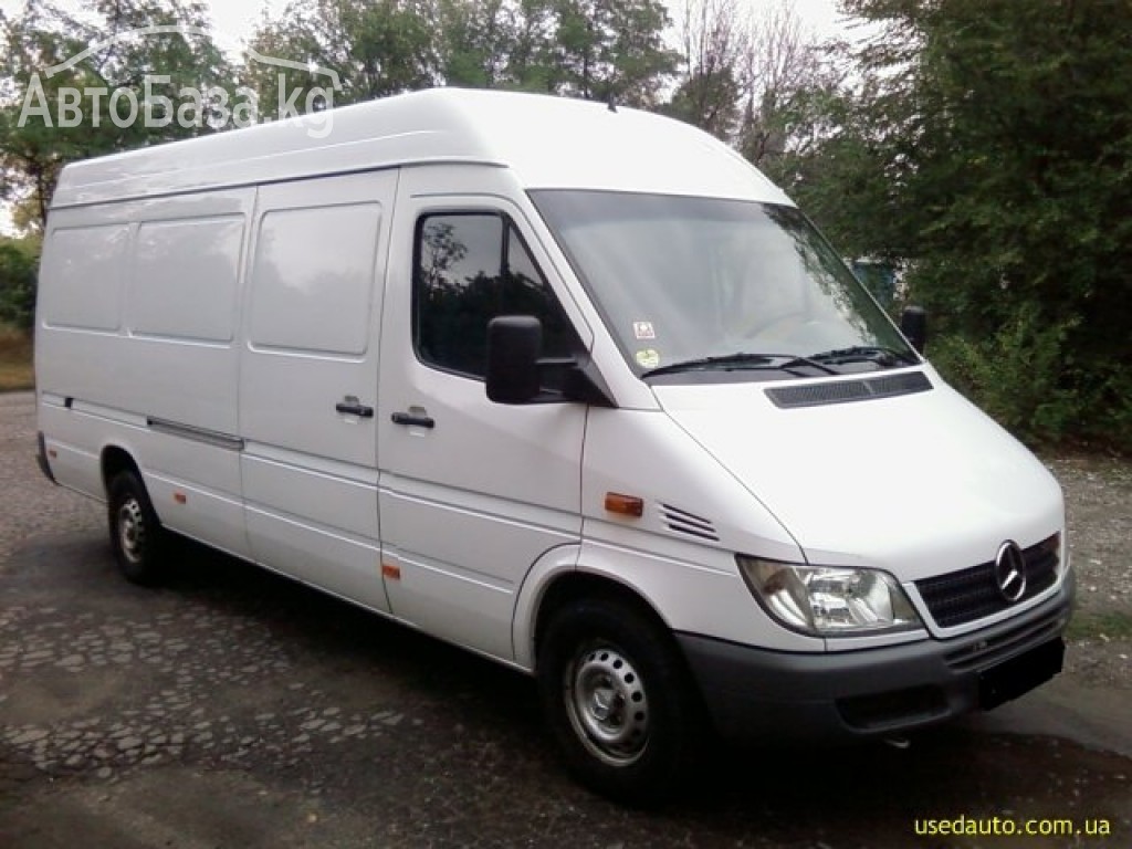 Фура Mercedes-Benz Sprinter