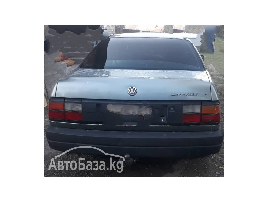 Volkswagen Passat 1988 года за 10 000 сом