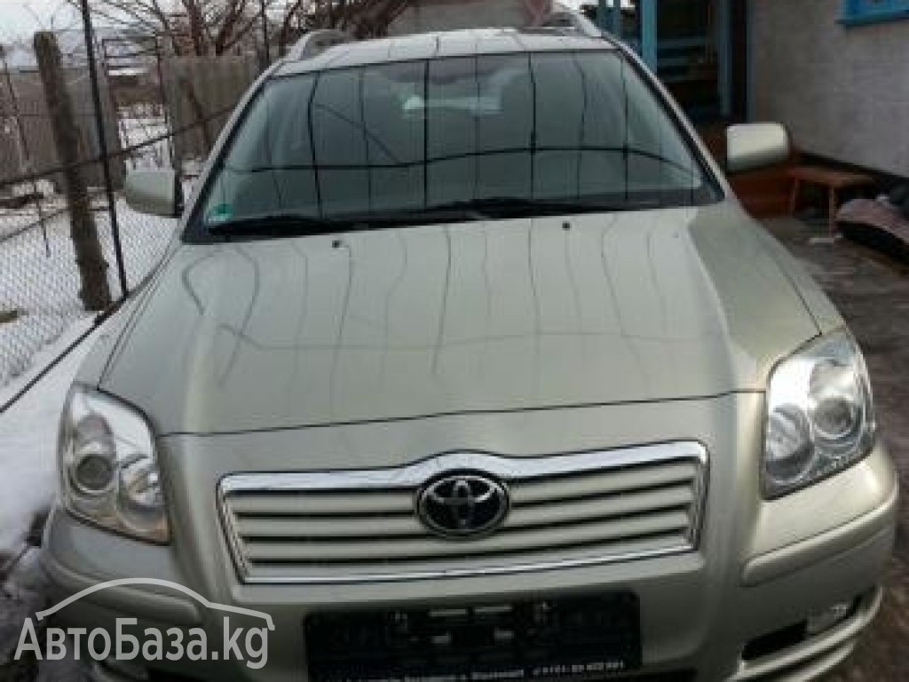 Toyota Avensis 2004 года за ~905 200 сом