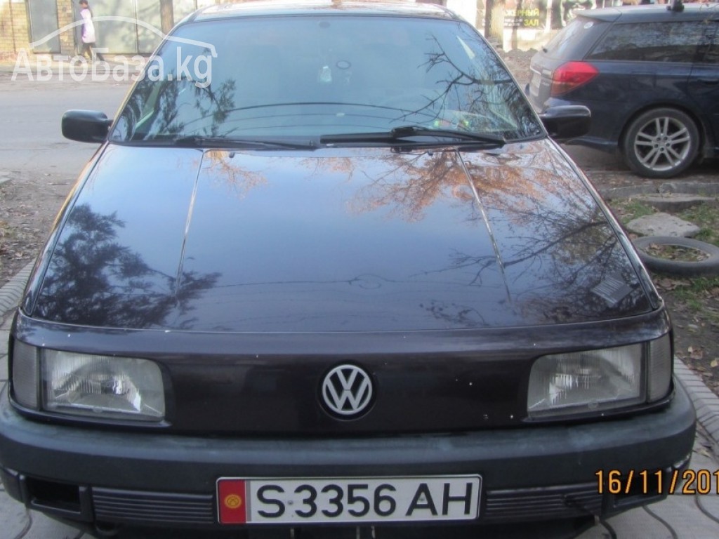 Volkswagen Passat 1992 года за ~284 500 сом