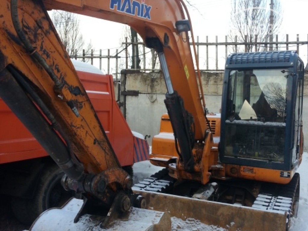 Экскаватор  Hanix H75C