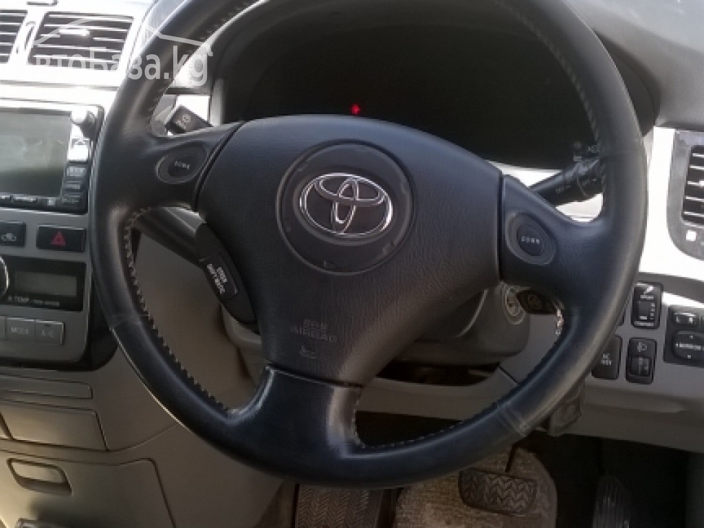 Toyota Ipsum 2002 года за ~341 900 сом