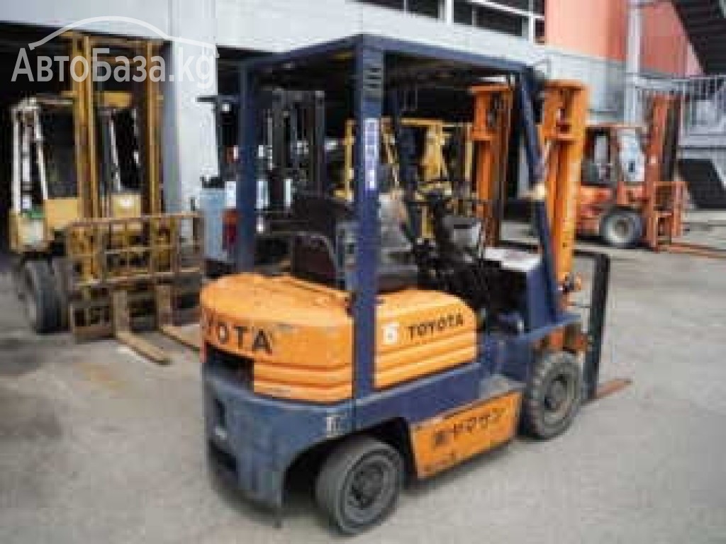 Погрузчик Toyota TOYOTA  FORKLIFT 5FGL15