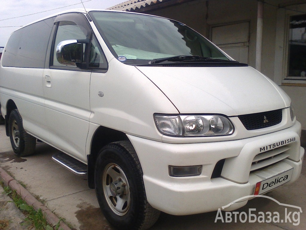 Mitsubishi Delica 2005 года за ~775 900 сом