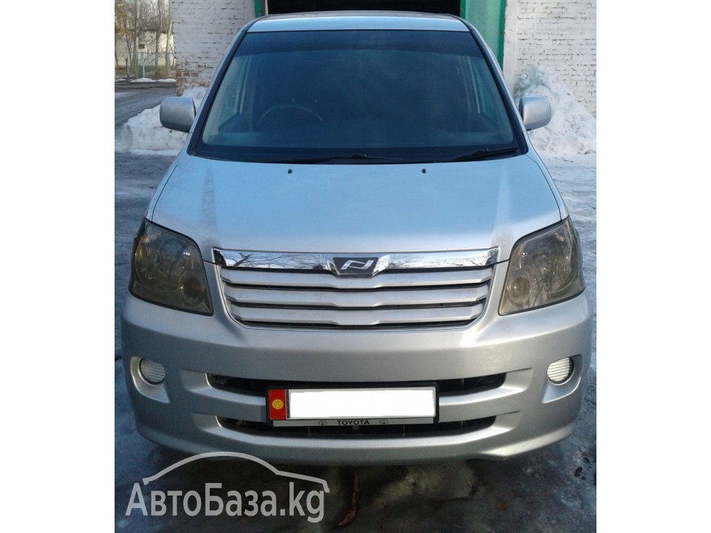 Toyota Noah 2003 года за ~448 300 сом